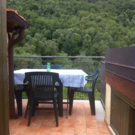 Cherry House Stellanello